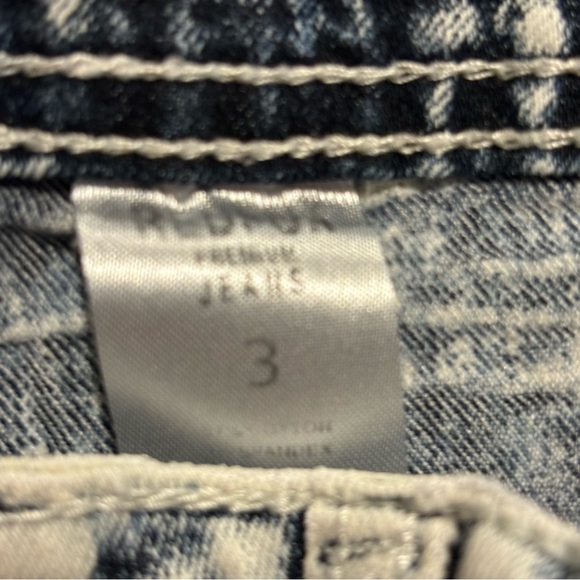 Bundle Of Jeans Size 3 - Picture 5 of 6